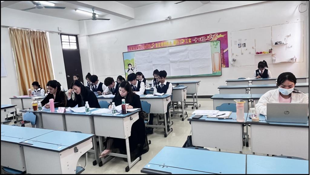 爱游戏体育