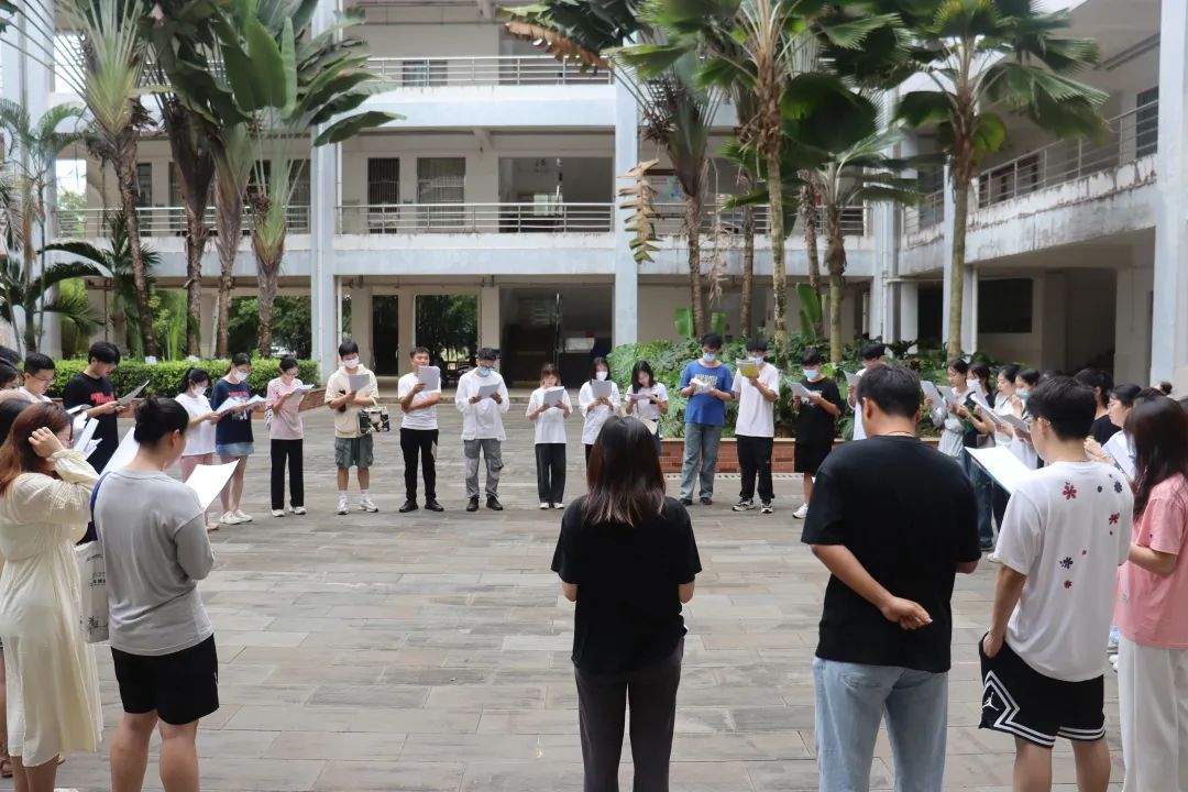 爱游戏体育